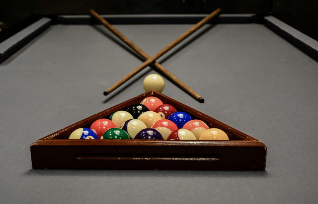Profitez d’un service de qualité lors de l’achat de votre bille de billard chez supreme.fr
