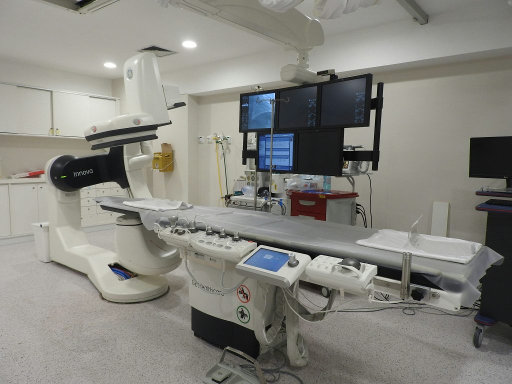 pince à disséquer chez robe-materiel-medical.com